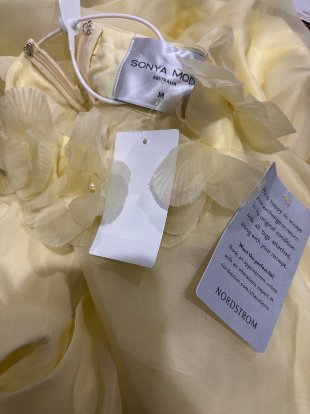 Sonya moda Halter Maxi Dress in Soft Yellow with High Slit - Picture 4 of 4